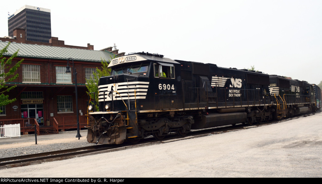 NS yard job is passing by the entrance to the Depot Grille, which is the best train-watching restaurant in town